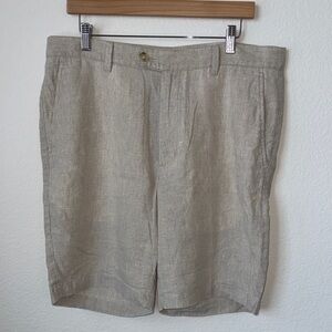 Jos. A. Bank Light Beige Color Men's Flat Front Shorts Tailored Fit, size 34R"